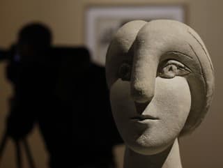 Cementová socha španielskeho majstra