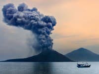 Pred 140 rokmi vybuchla sopka Krakatoa: Priniesla tmu, chlad a obrovské množstvo obetí