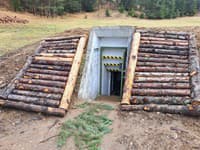 V Spišskej Novej Vsi sprístupnili vojenský bunker, je autenticky zariadený