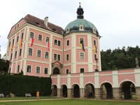 Zámok Bečov nad Teplou