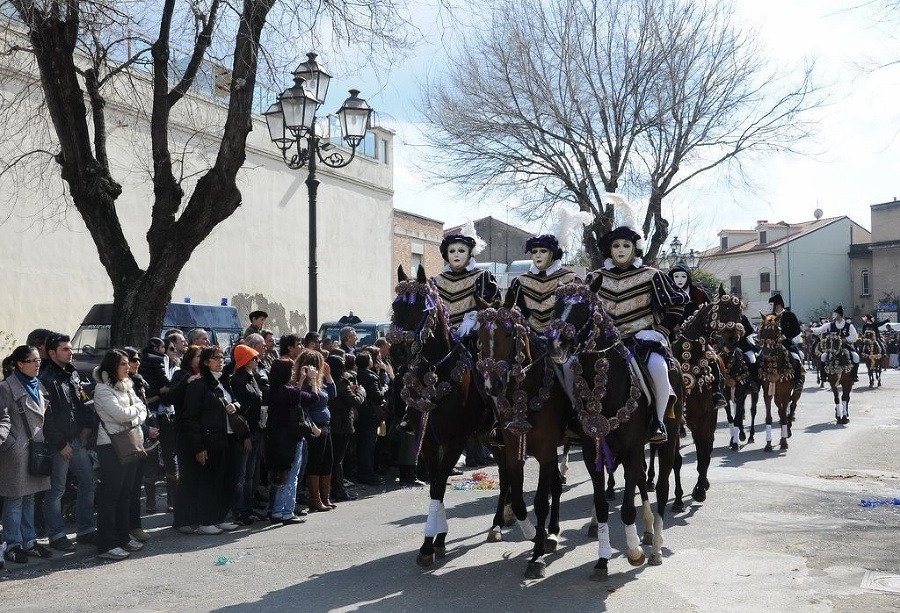 karneval Sartiglia, Sardínia, Taliansko
