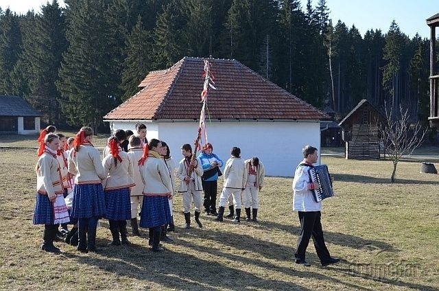 jarné zvyky na Slovensku