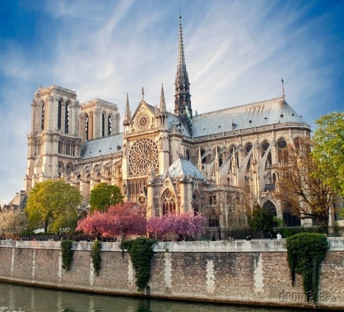 Jarný Notre Dame, Paríž,