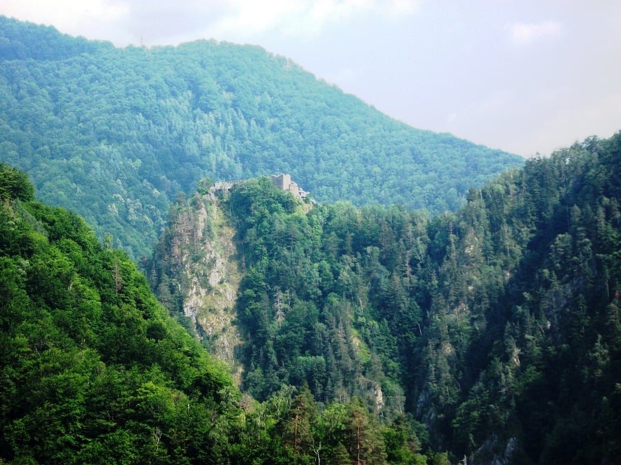 Draculov hrad Poenari, Transylvánia,