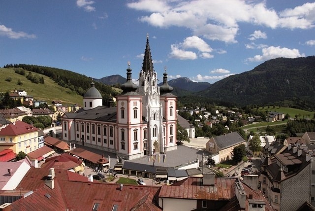 Bazilika v Mariazell, Vysoké
