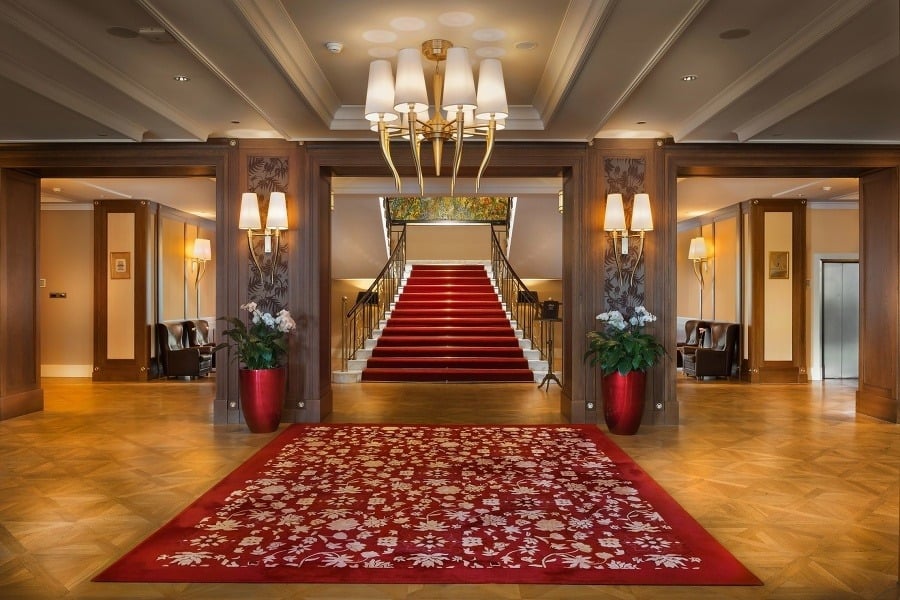 Grand Hotel Kempinski, Vysoké