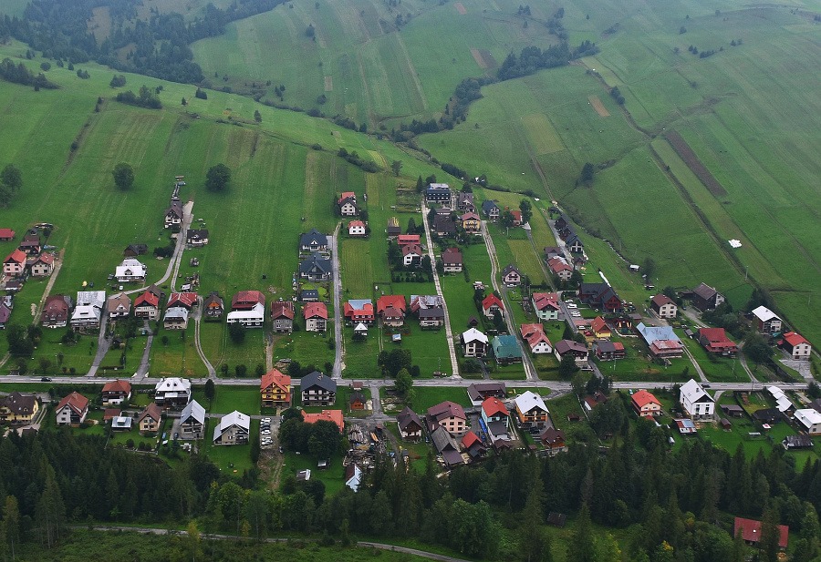 Letecký pohľad na časť obce Ždiar