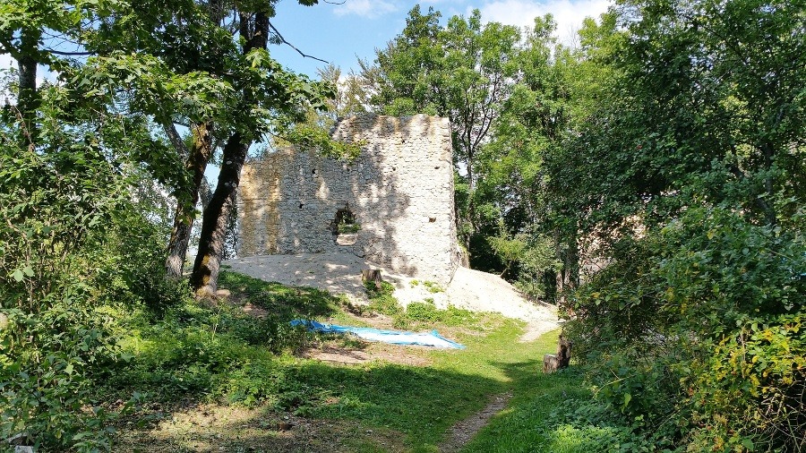 Veža Muránskeho hradu