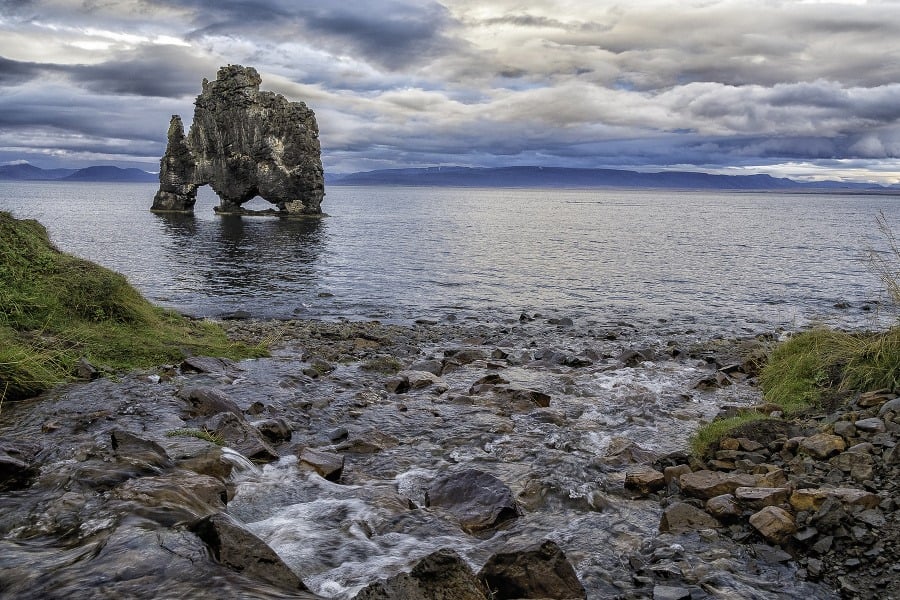 Príbeh skamenelého trolla: Islandský