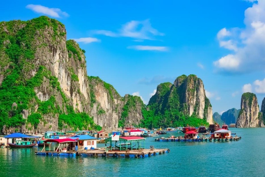Dračia zátoka Ha Long vo Vietname vyzerá božsky. Foto: Bigstock