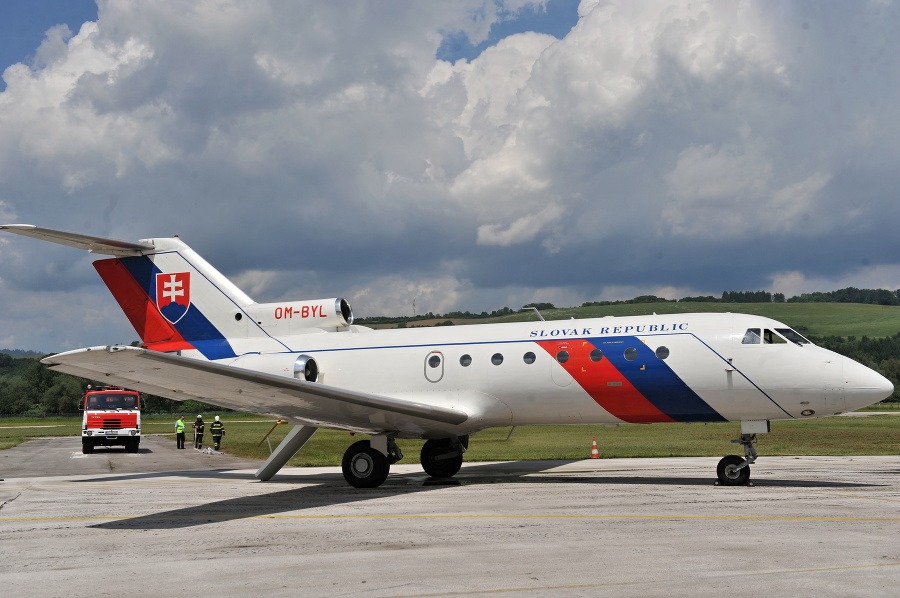 Dopravné lietadlo Jak-40 z Leteckého útvaru MV SR. Foto: TASR / Erika Ďurčová
