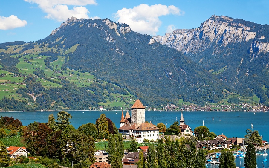 Hrad Oberhofen, Švajčiarsko