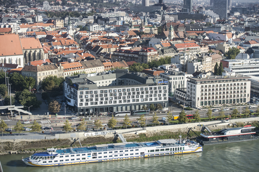Hotel Park Inn (Danube)