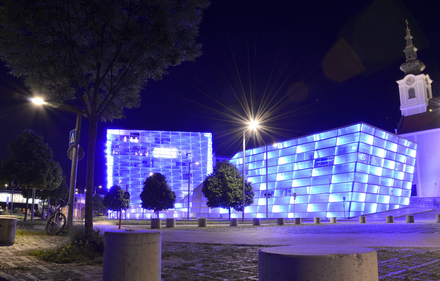 Ars Electronica Center, Linec,