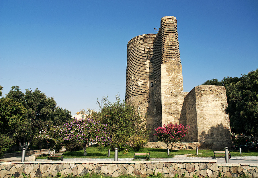 Panenská veža v Baku