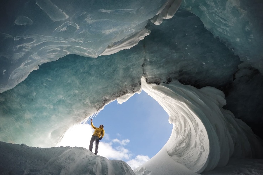 Ľadové jaskyne popri Icefields