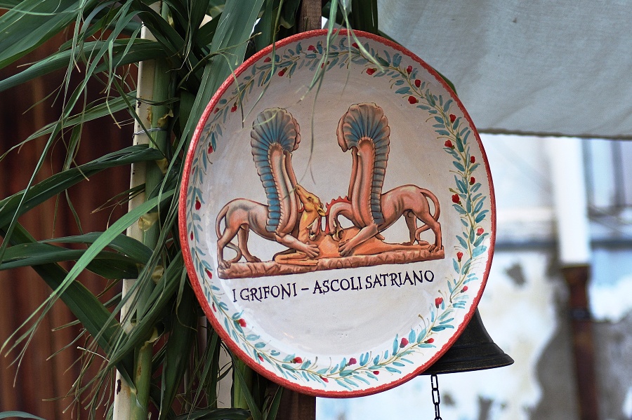 Okrídlení draci – griffoni – sa stali symbolom mesta