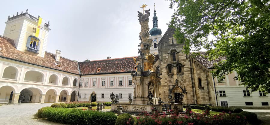 Kláštor Heiligenkreuz