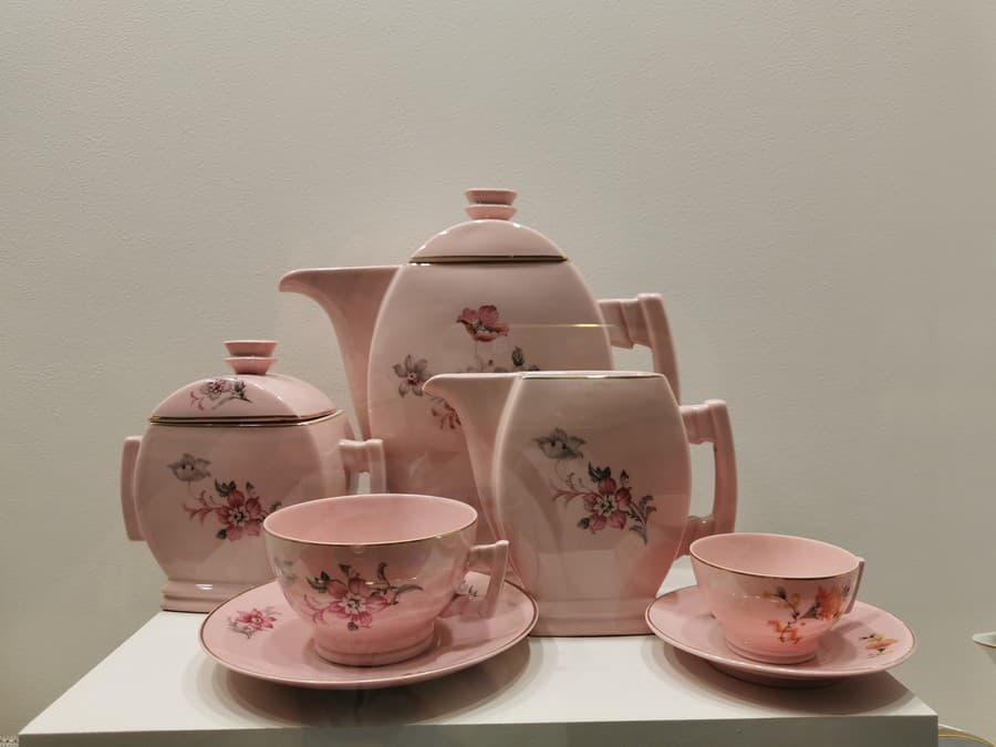Ružový porcelán Ćmielów 