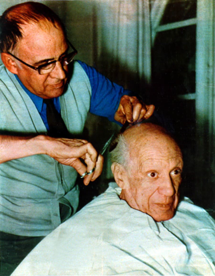 Picasso v roku 1960 u holiča