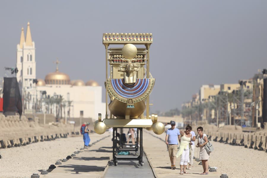 Promenáda sfíng v Luxore