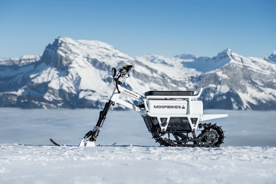 Elektromotorka na sneh