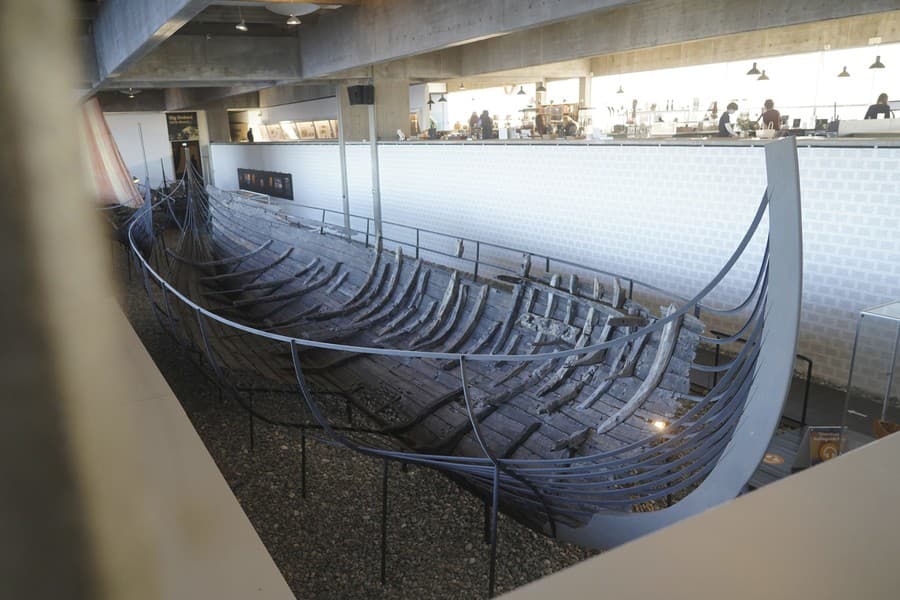 Pätnásť metrov dlhá vikingská obchodná loď z 11. storočia