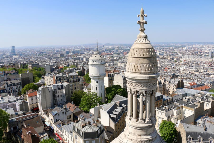 Výhľad na Montmartre z kupoly Basilique du Sacré-Coeur
