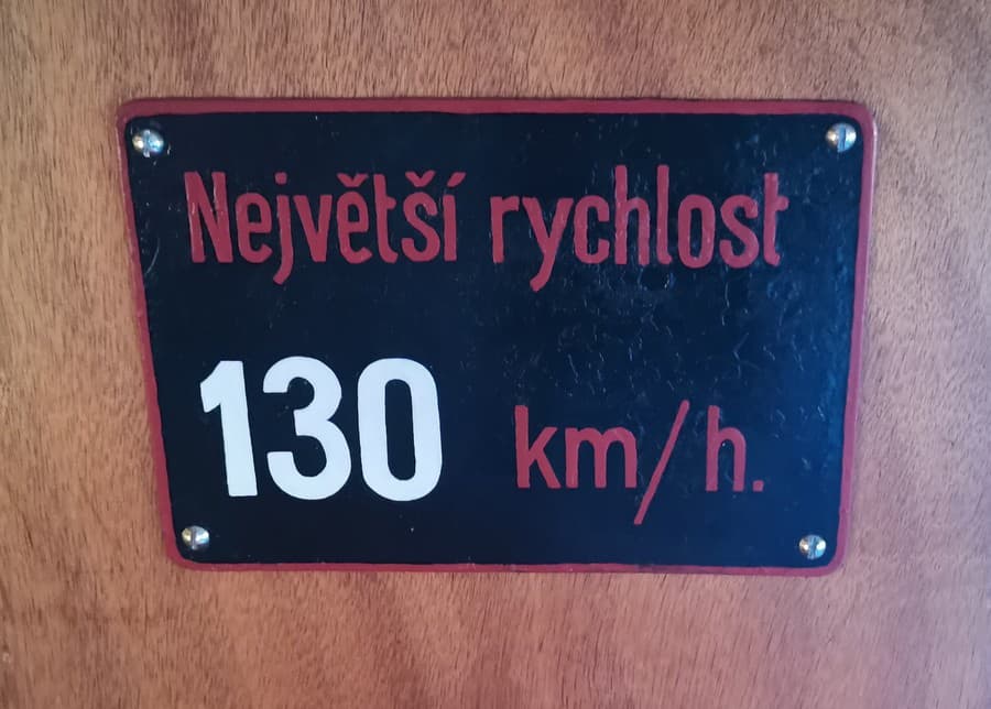Maximálna rýchlosť Slovenskej strely bola 130 km/h