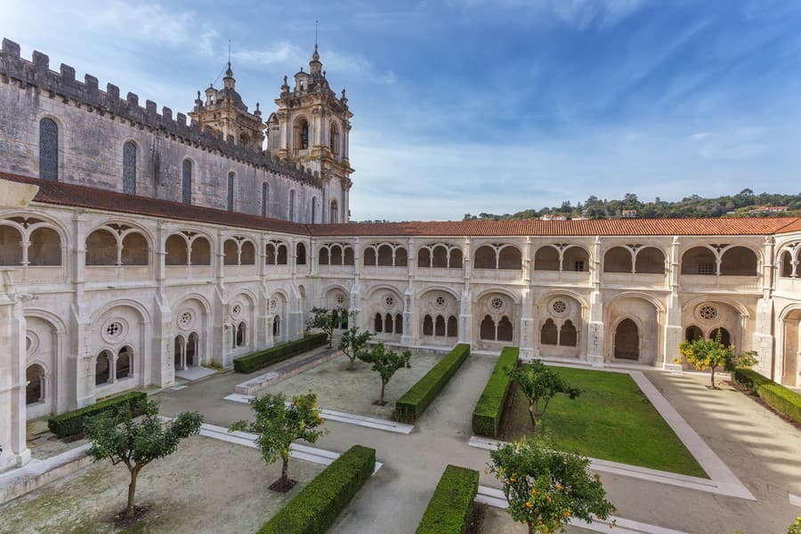 Portugalský kláštor Alcobaca vznikol