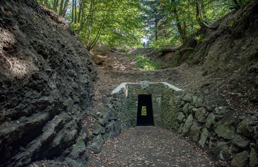 Görgeyho tunel na Skalke