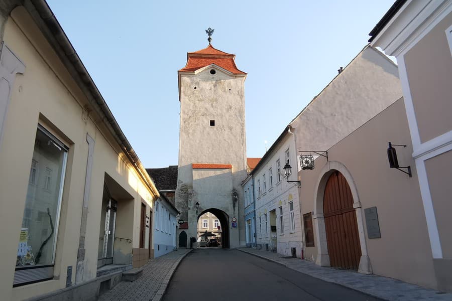 Znojemská mestská brána v Retzi