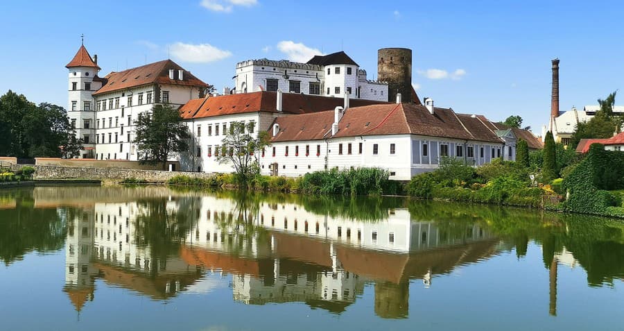 Jindřichův Hradec -tretí najväčší zámocko-hradný areál v Česku