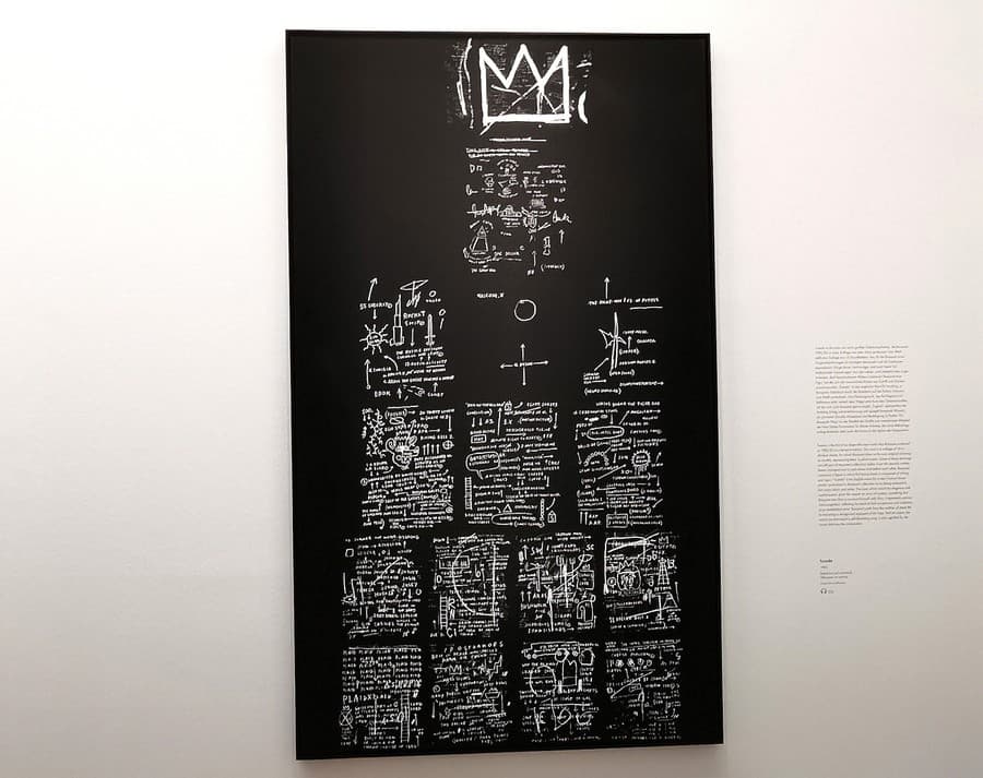Basquiatova koruna sa stala častým motívom v módnom svete