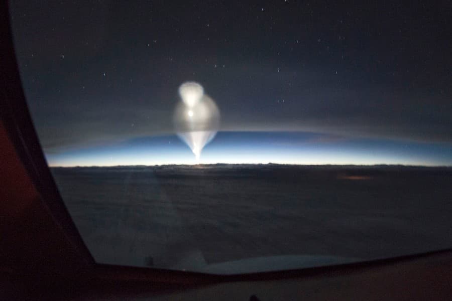 Snímka oblaku, ktorý vznikol pri čínskych testov balistickej rakety