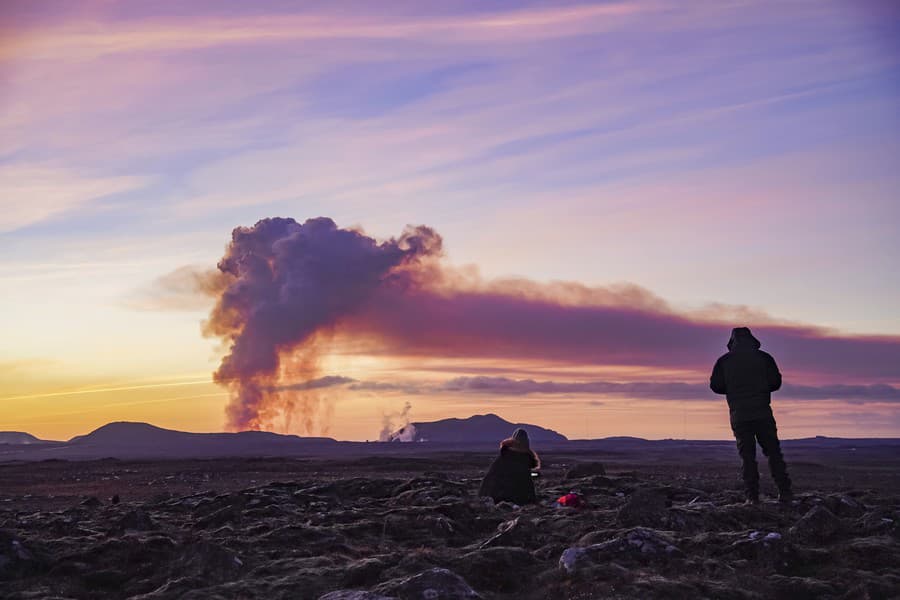 Island po katastrofe: Život