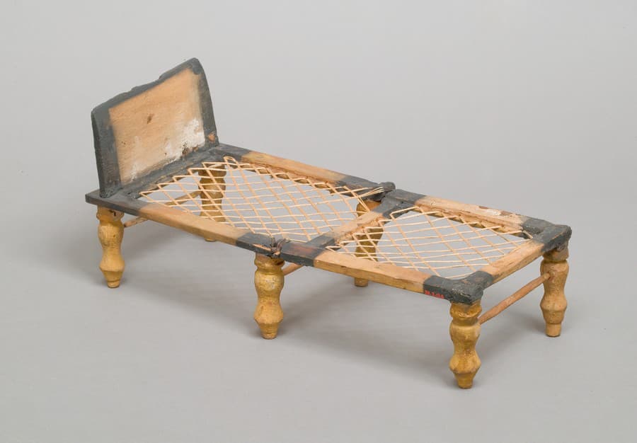 Model skladacej postele z obdobia 18. dynastie, cca 1550–1295 pr. Kr.