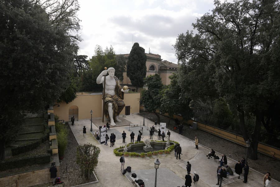 V Taliansku odhalili sochu