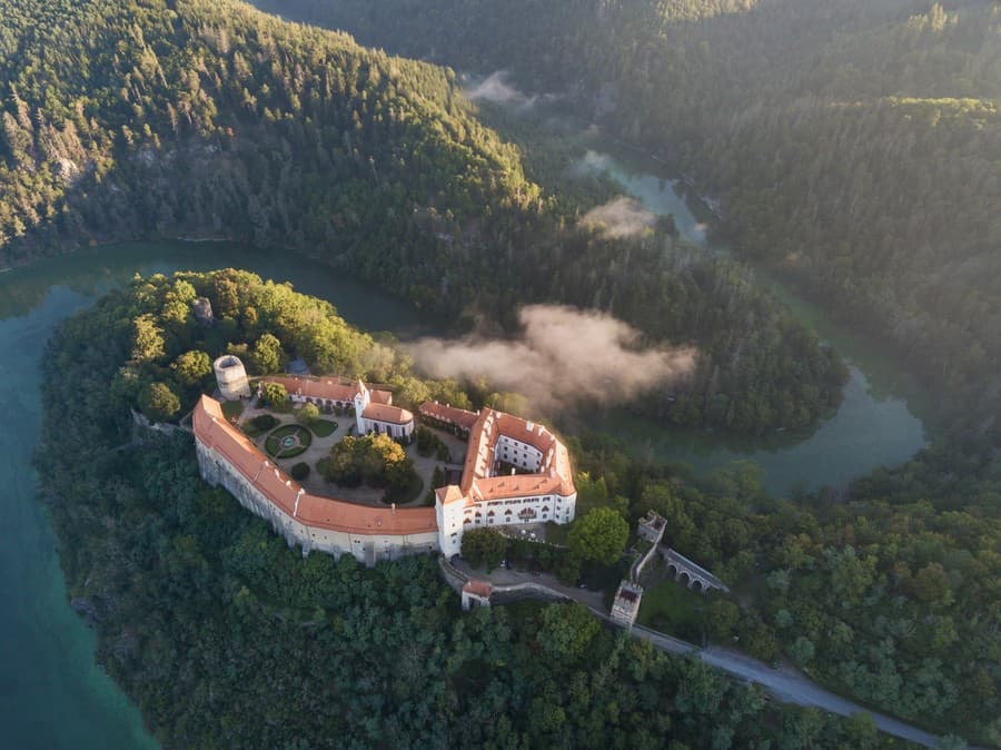 Český hrad ukrýva bizarné