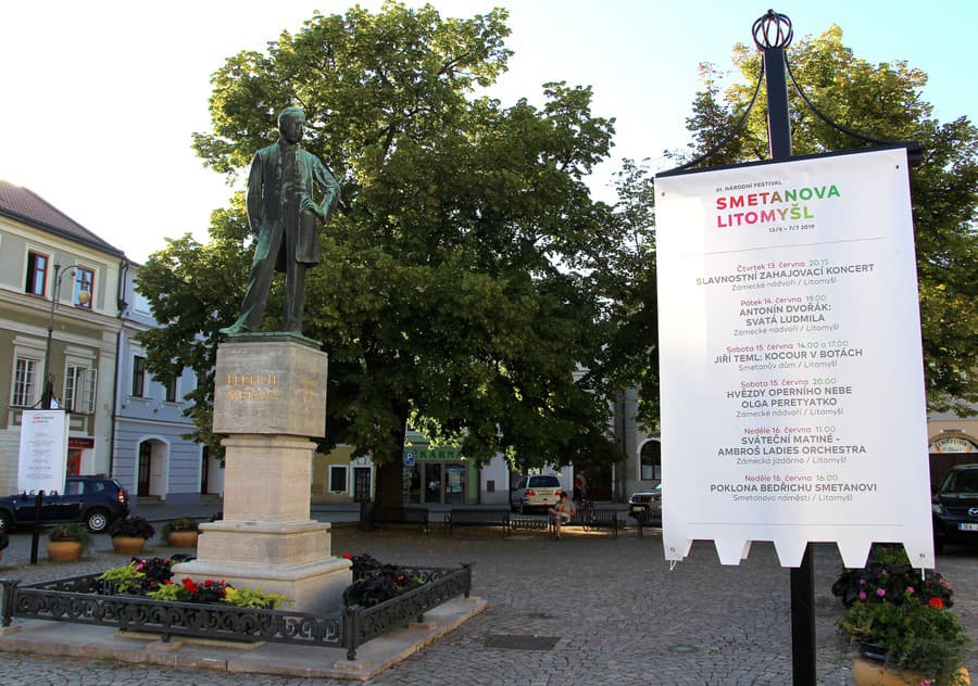 Pomník Bedřicha Smetanu