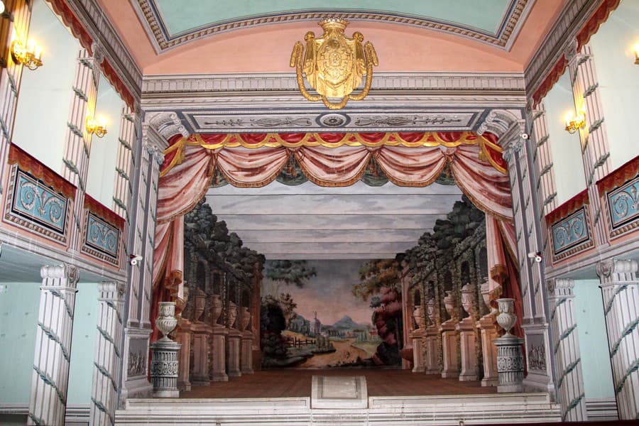 Zámocké barokové divadlo