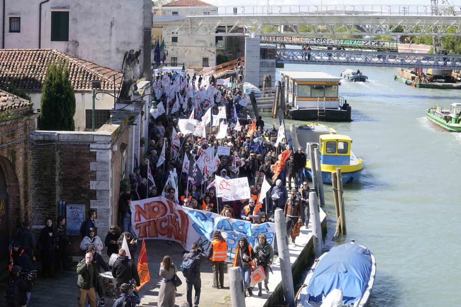 Benátky začali vyberať poplatok