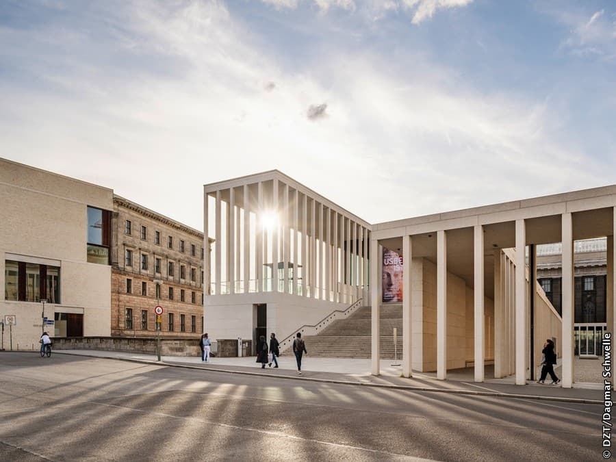 Berlin: Galéria James-Simon-Galerie, architekt David Chipperfield