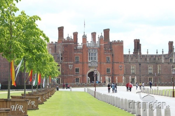 Londýnsky Hampton Court Palace,