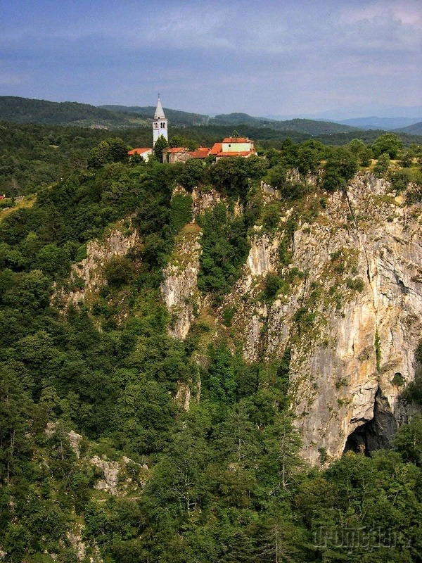 Škocjanske jame, Slovinsko