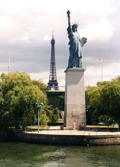 Labutí ostrov, Paríž, Francúzsko