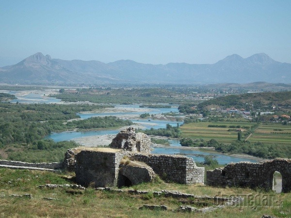 Rozafa, Albánsko