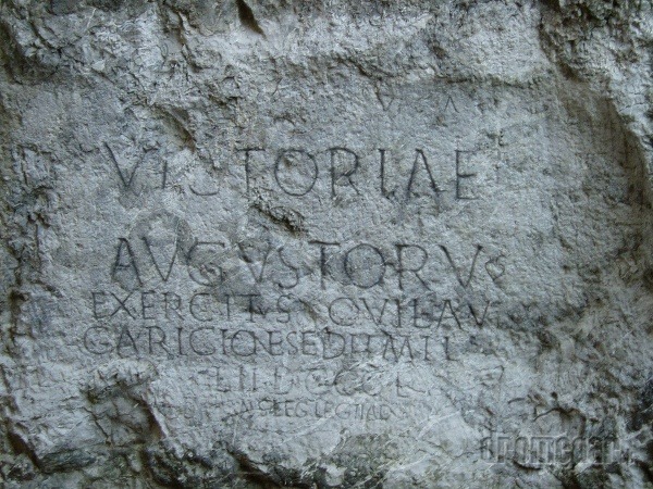 Trenčín, rímsky nápis na