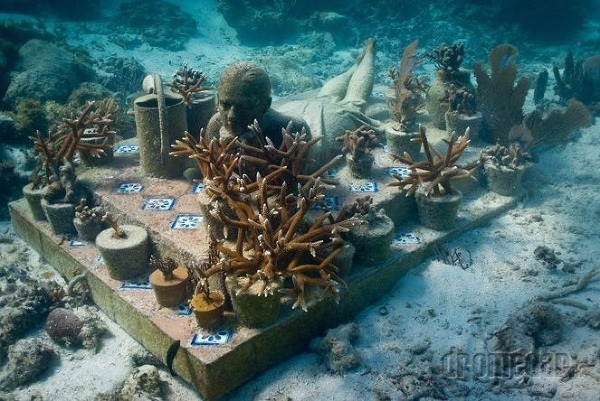 podmorské múzeum v Karibiku