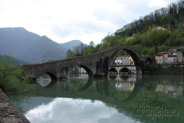 Diablov most, Toskánsko, Taliansko